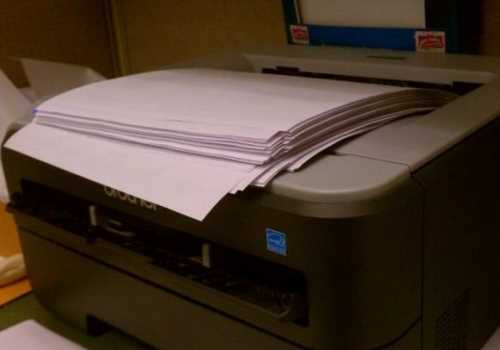 Очистить принтер и проверить картриджи